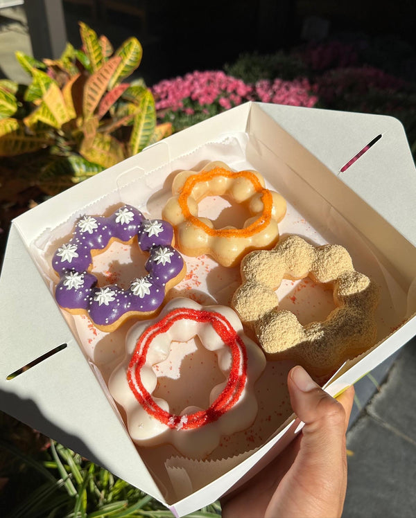 How to Make Glaze for Mochi Donuts