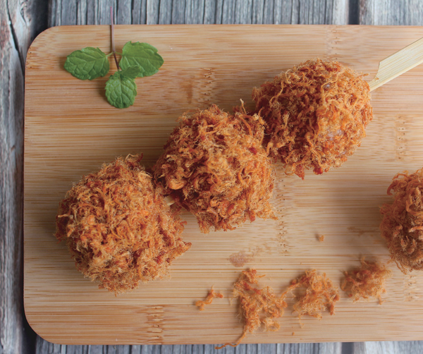 Pan masticable frito con hilo de carne 